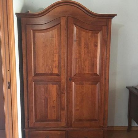 Villa Gemelli Кастеланца Екстериор снимка